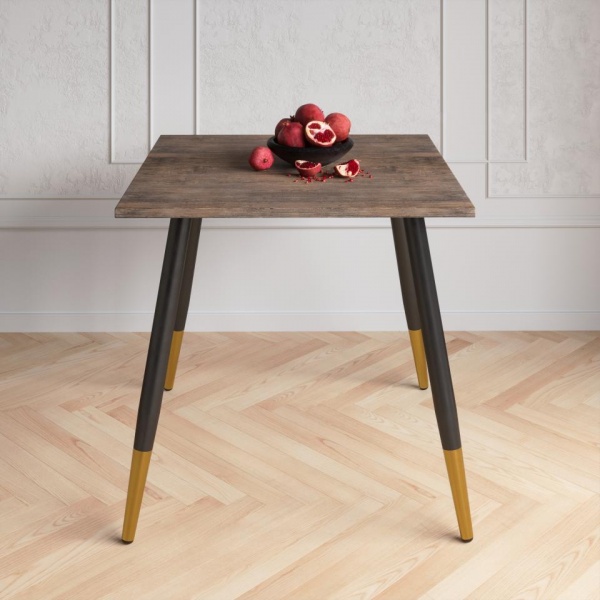 Обеденные столы