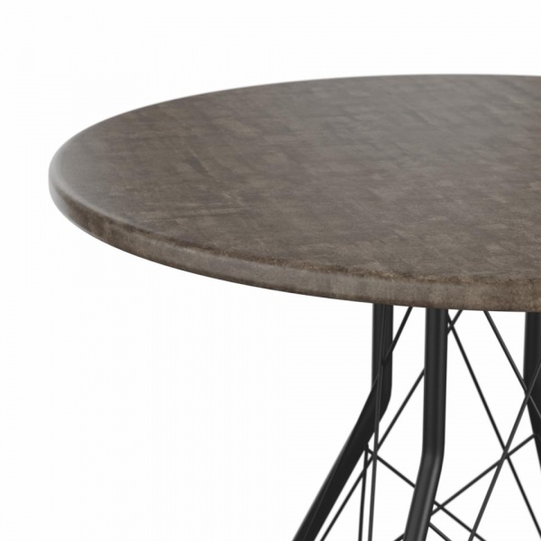 Обеденные столы