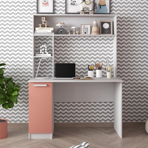 детский письменный стол