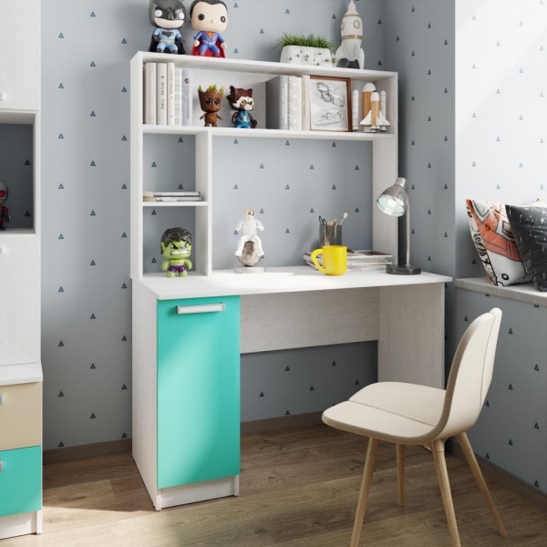 детский письменный стол