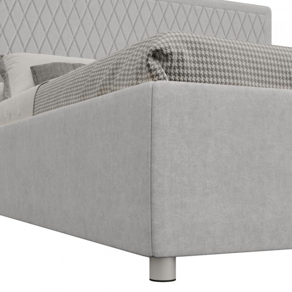 Двуспальные кровати