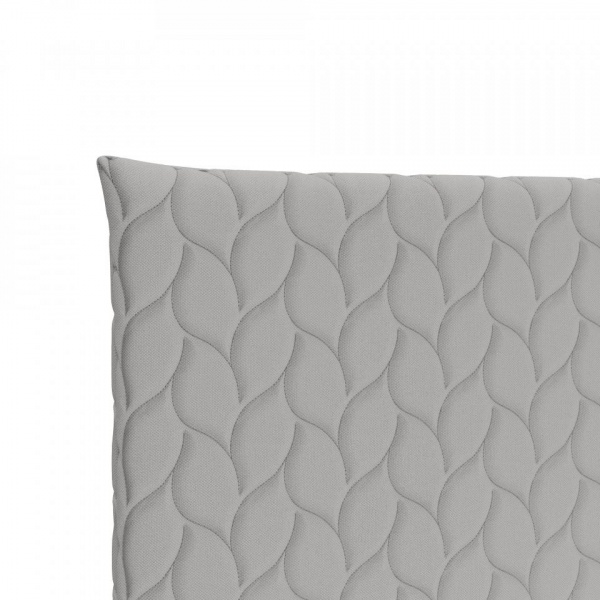 кровать в спальню