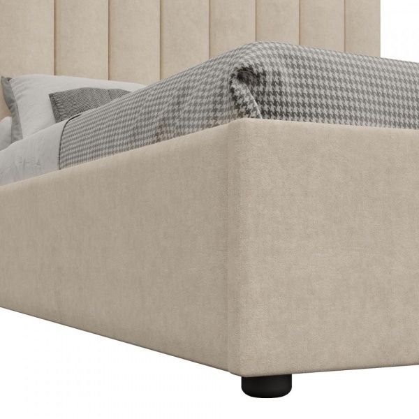 кровать в спальню