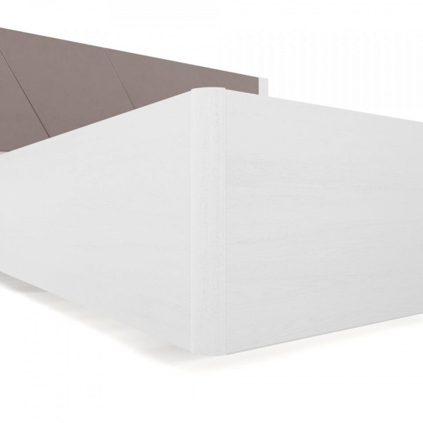 Двуспальные кровати