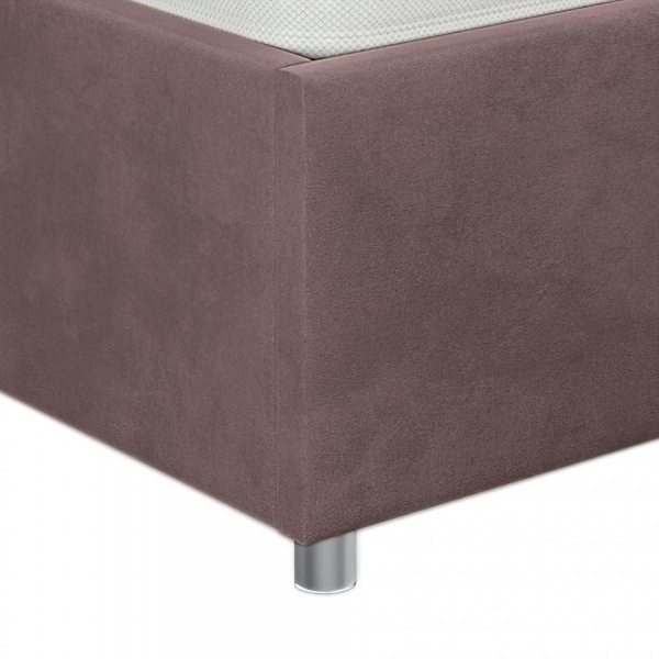 Двуспальные кровати