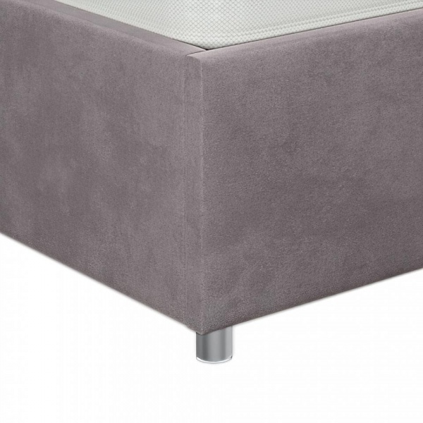 кровать в спальню