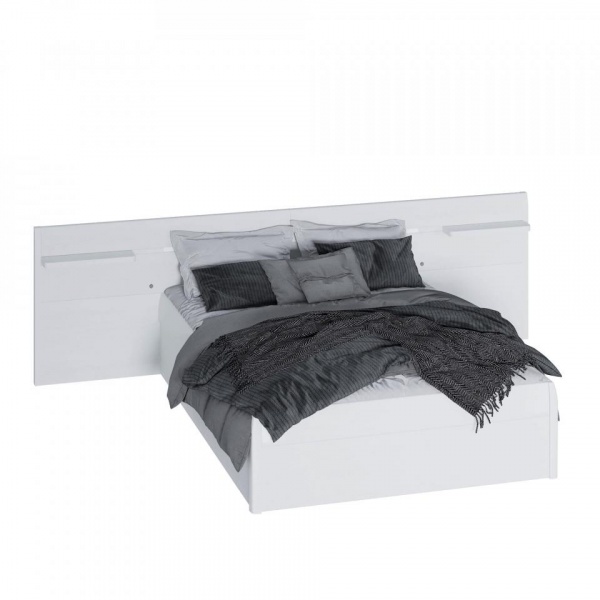 кровать в спальню