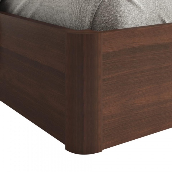 кровать в спальню