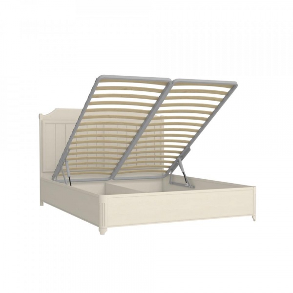 Двуспальные кровати