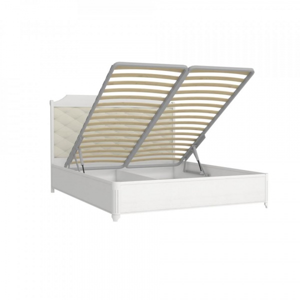 кровать в спальню