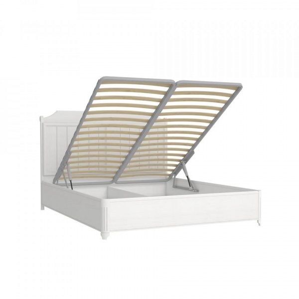 кровать в спальню