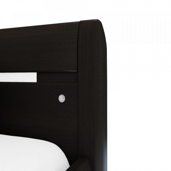 Двуспальные кровати