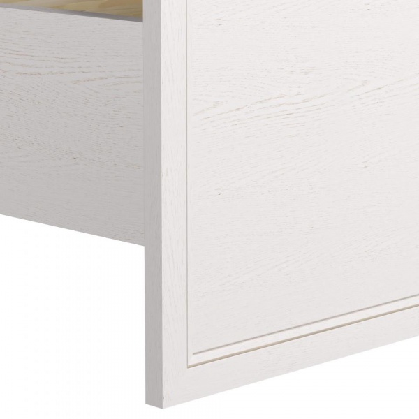 кровать в спальню