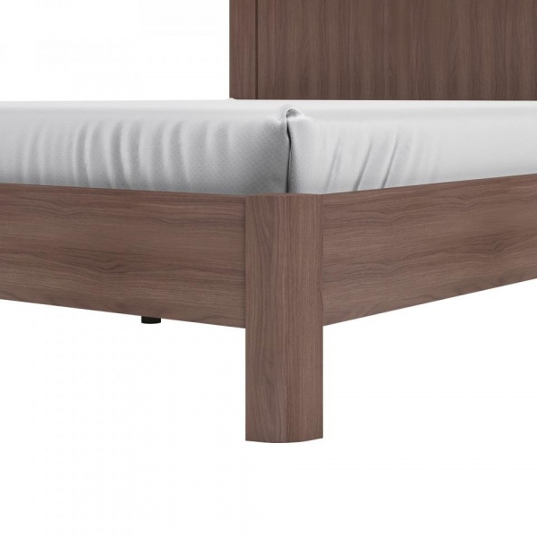 Двуспальные кровати