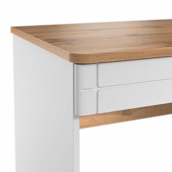 детский письменный стол