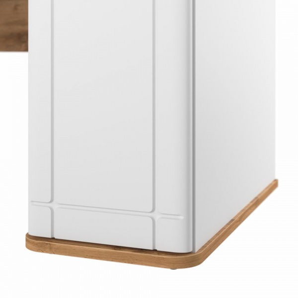 детский письменный стол