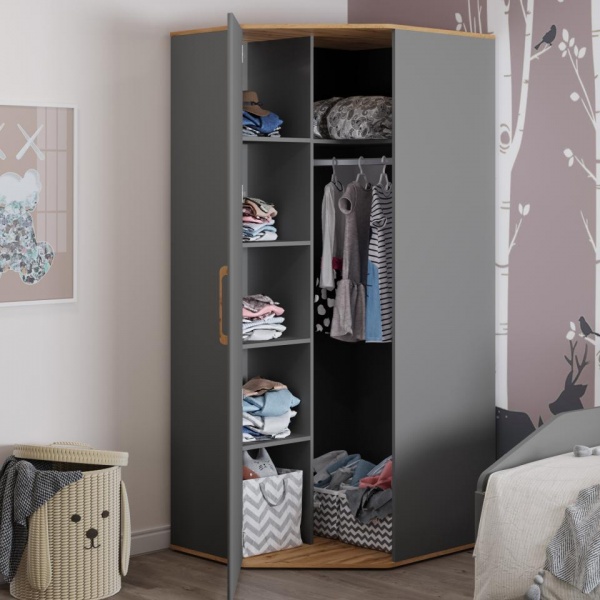 шкаф в детскую комнату