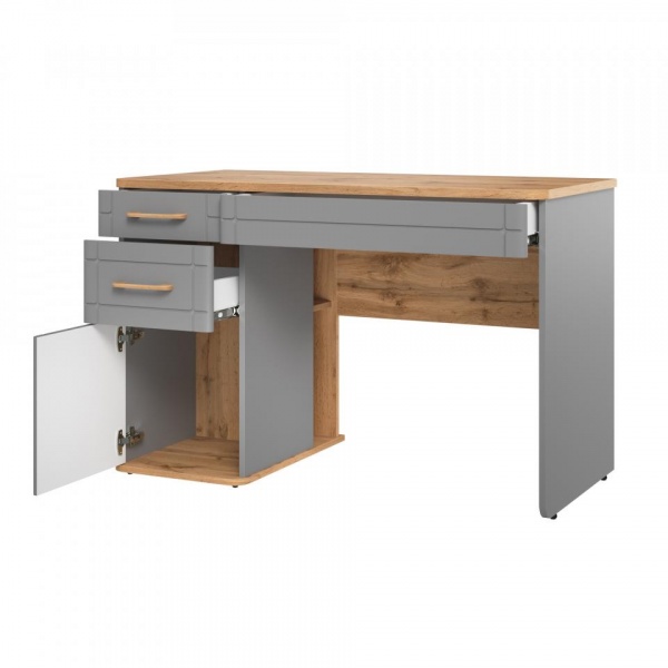 детский письменный стол