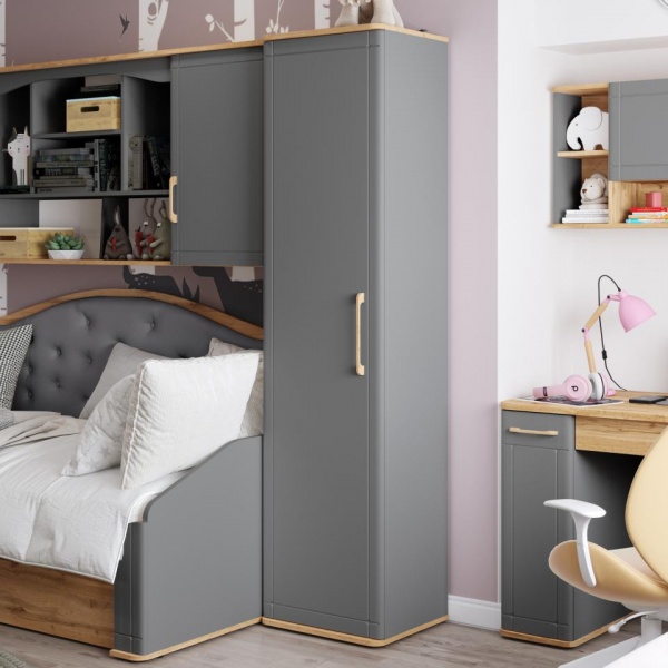 шкаф в детскую комнату