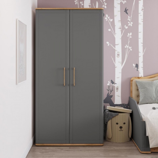 шкаф в детскую комнату