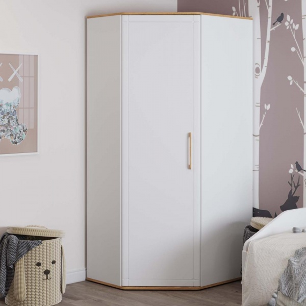 шкаф в детскую комнату