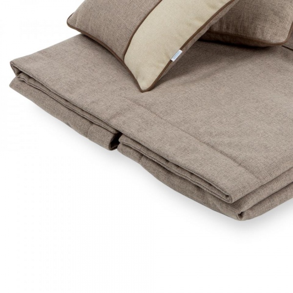 пледы и покрывала