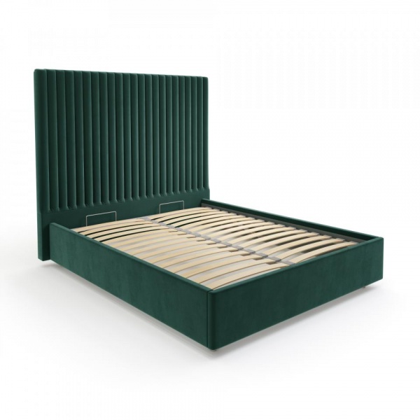 кровать в спальню