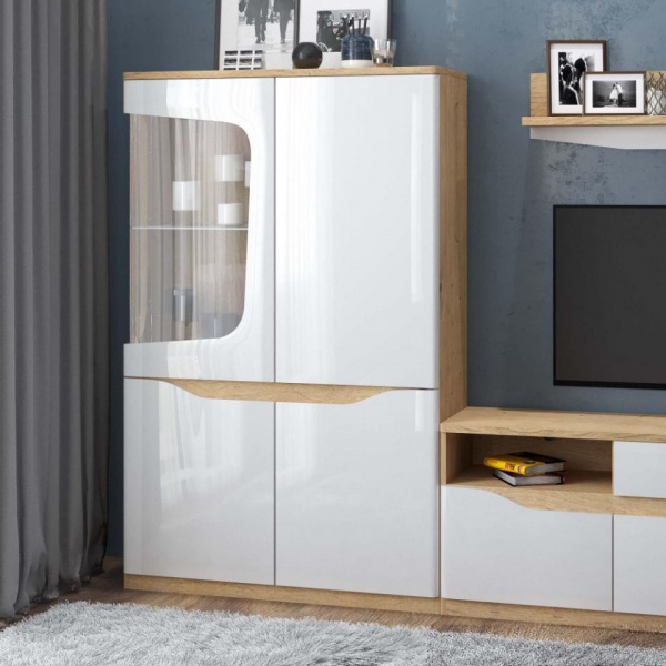 шкафы-витрины