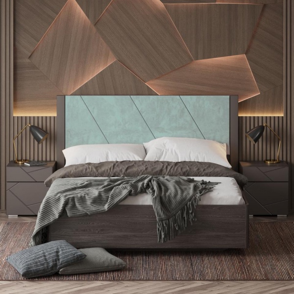 Двуспальные кровати