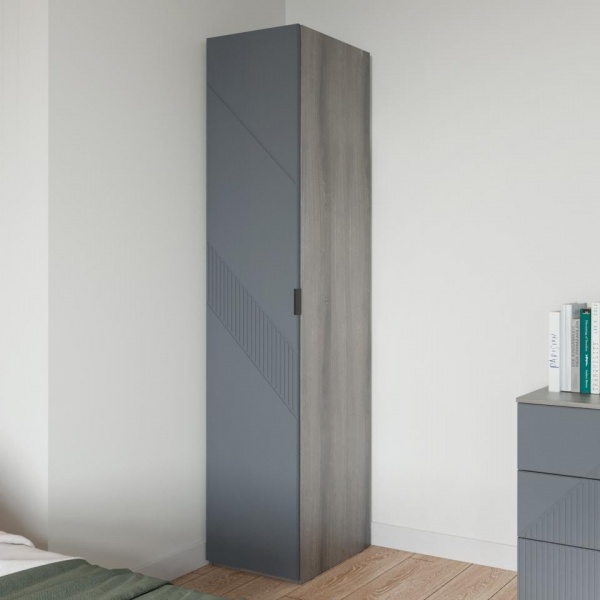 Распашные шкафы