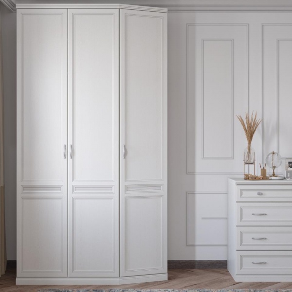 Распашные шкафы