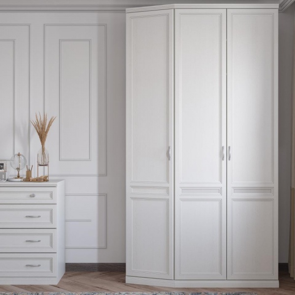 Распашные шкафы