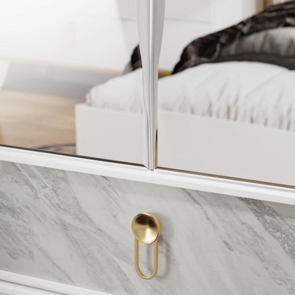 Распашные шкафы