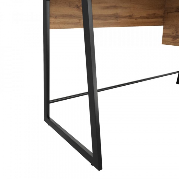 письменный стол в комнату