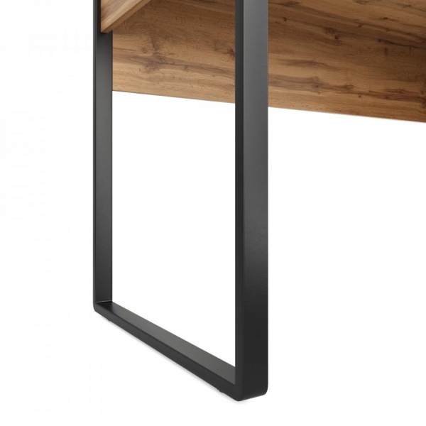 письменный стол в комнату