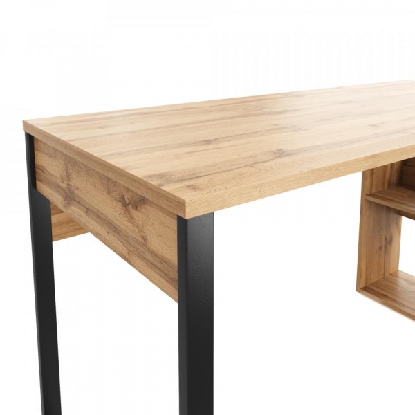 письменный стол в комнату