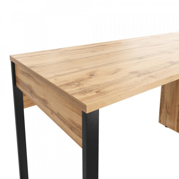 письменный стол в комнату