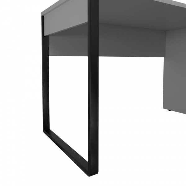 письменный стол в комнату