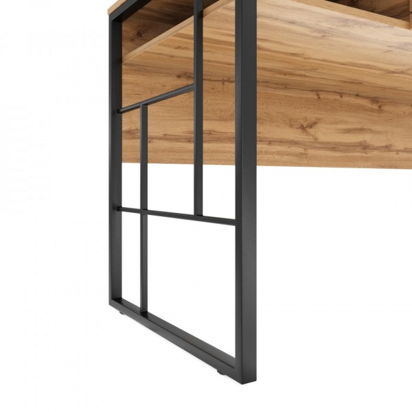 письменный стол в комнату