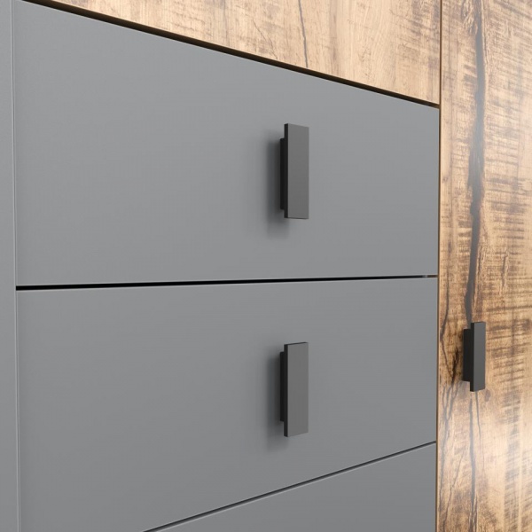 Распашные шкафы