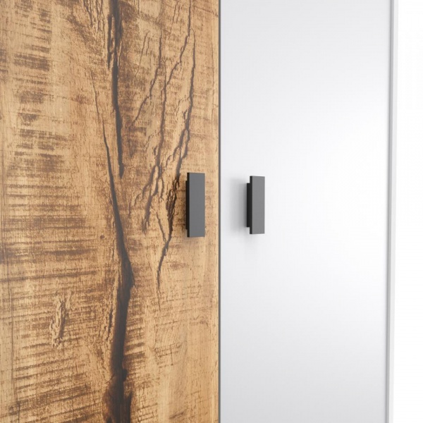 Распашные шкафы