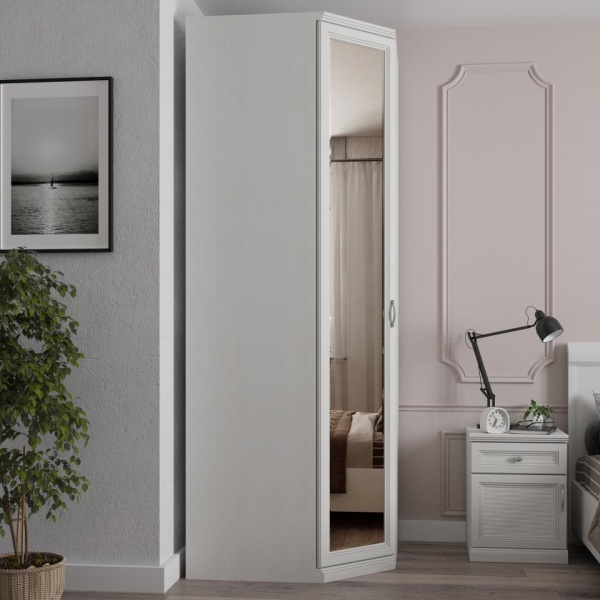 Распашные шкафы