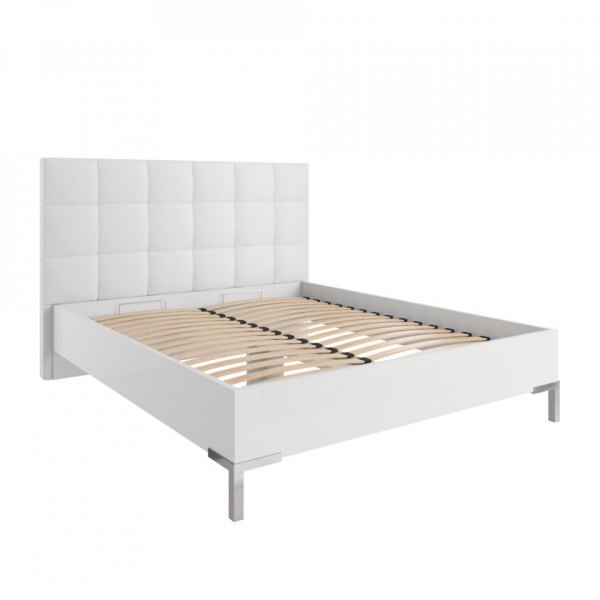 кровать в спальню