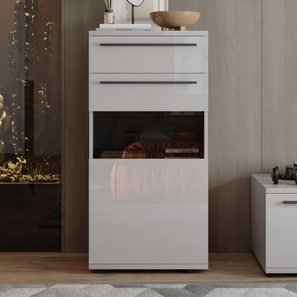 шкафы-витрины