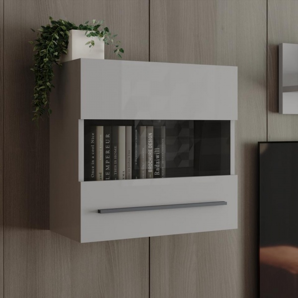 навесной шкаф в комнату