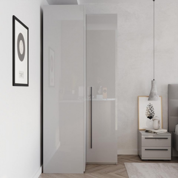 Распашные шкафы