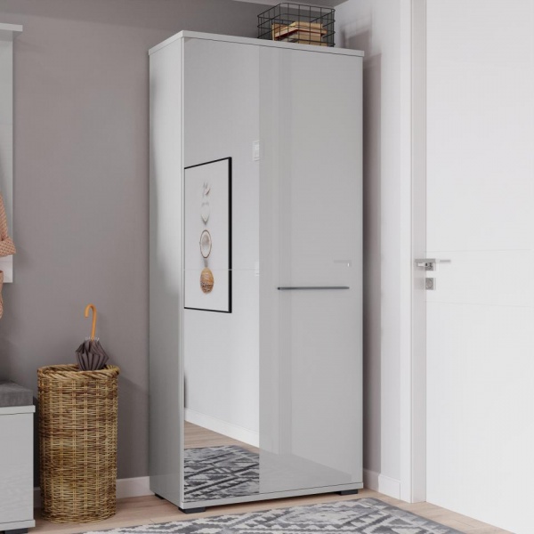 Распашные шкафы