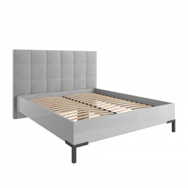 кровать в спальню