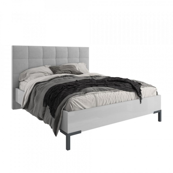 кровать в спальню