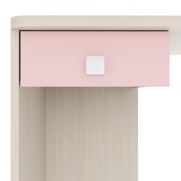 детский письменный стол